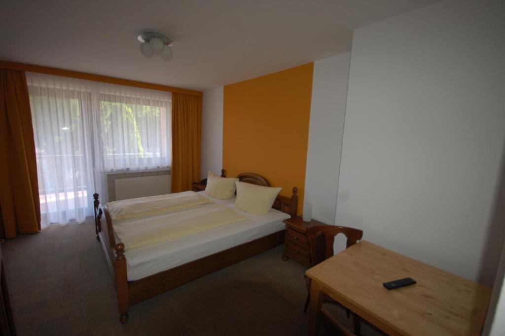 Hotel Garni Schafer Horrem Quarto foto
